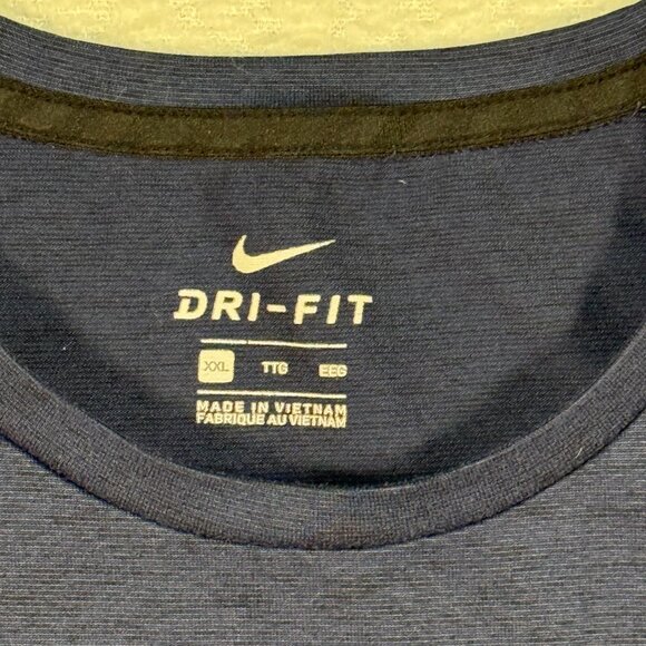 Nike mens Michigan tee size XXL navy blue and yellow wolverines - Picture 4 of 9